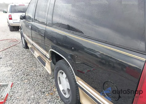 1999 Chevrolet Suburban 1500 Lt from USA, damaged, VIN 3GNFK16R7XG223472